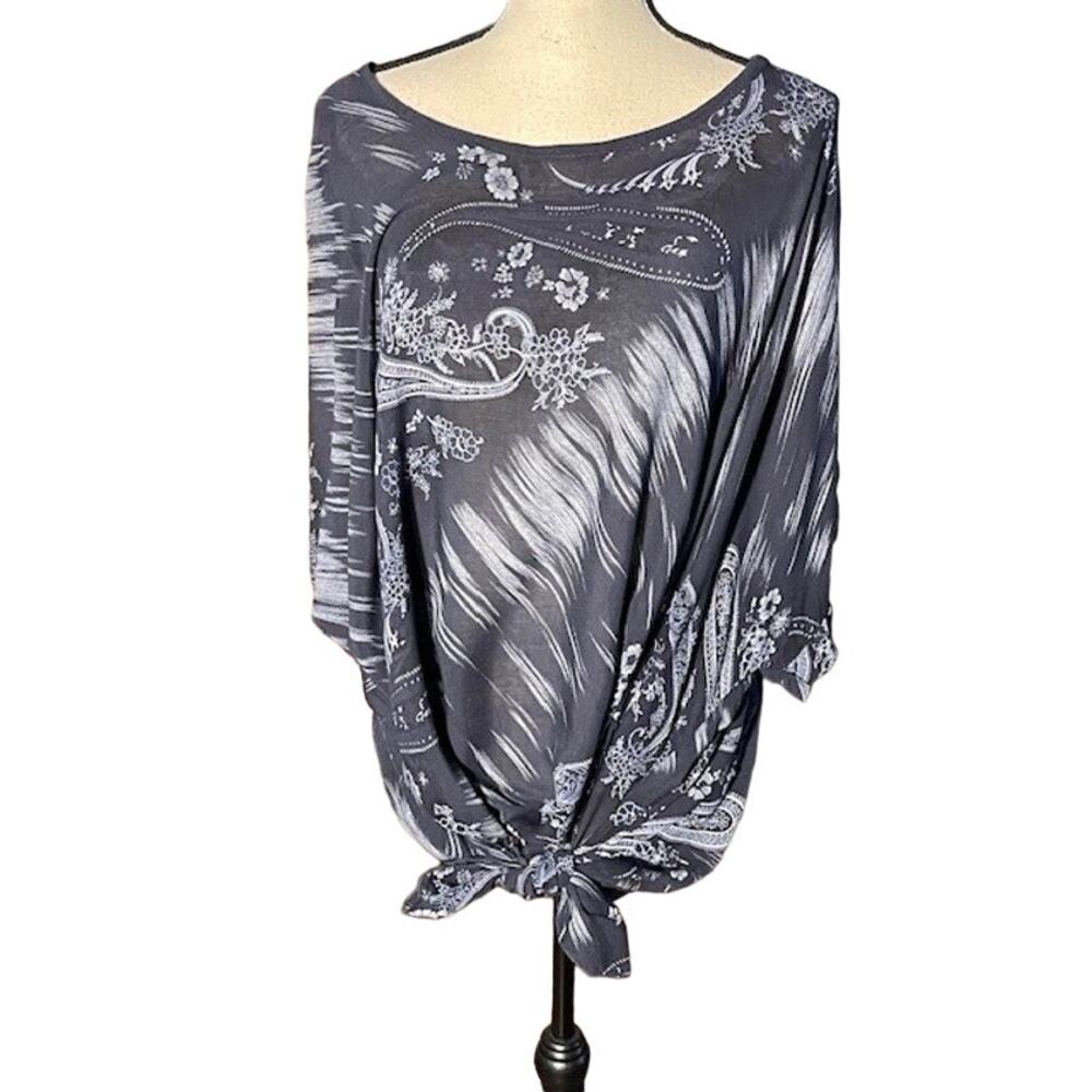 Women's Charcoal Gray Floral Tie-Front Top